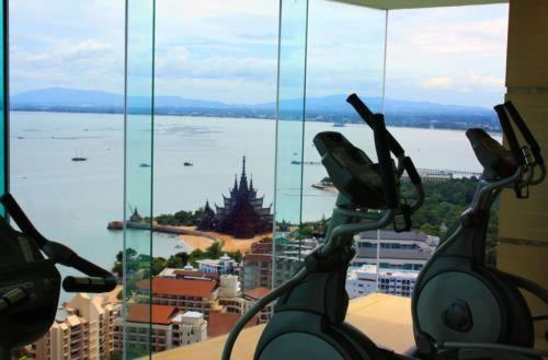 Stunning Sea View Condo On The Beach - Monthly Stay Pattaya Exterior photo
